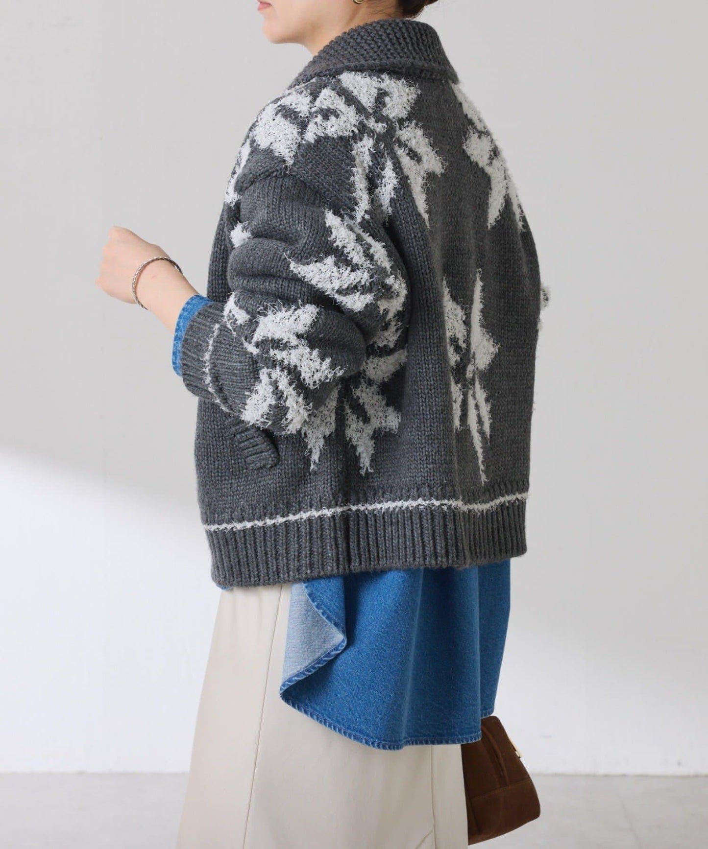 大圖案考究開衫