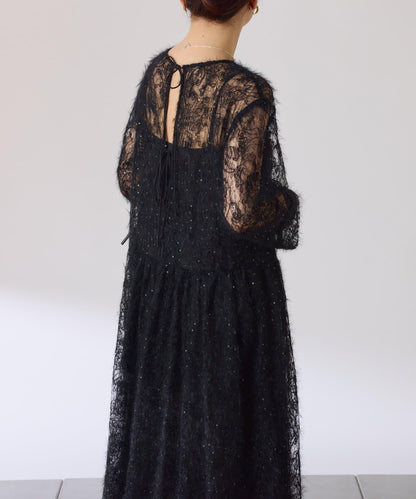 薄紗褶皺連衣裙