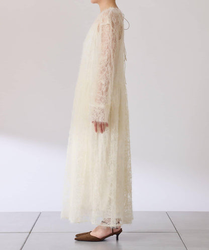 薄紗褶皺連衣裙