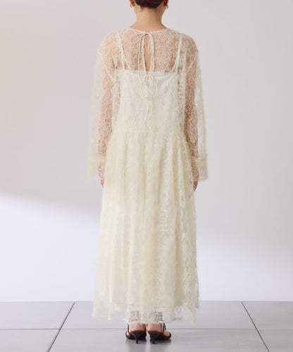 薄紗褶皺連衣裙