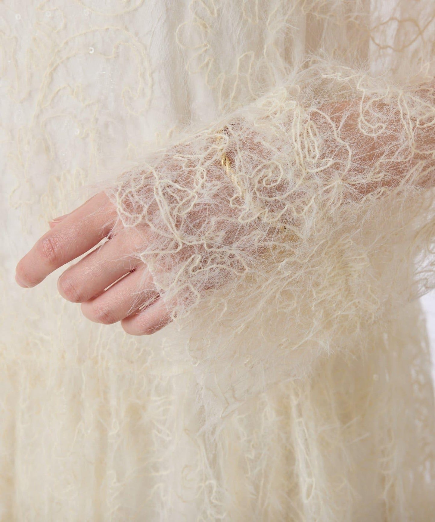 薄紗褶皺連衣裙