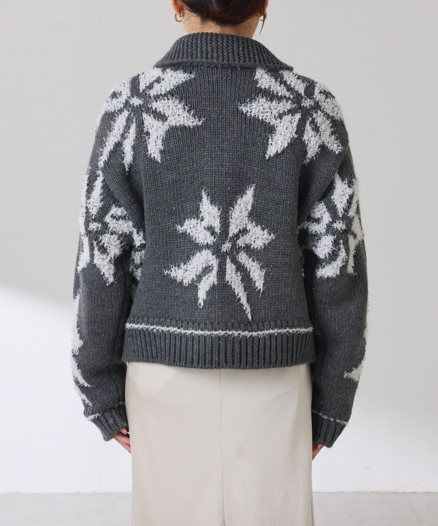 大圖案考究開衫