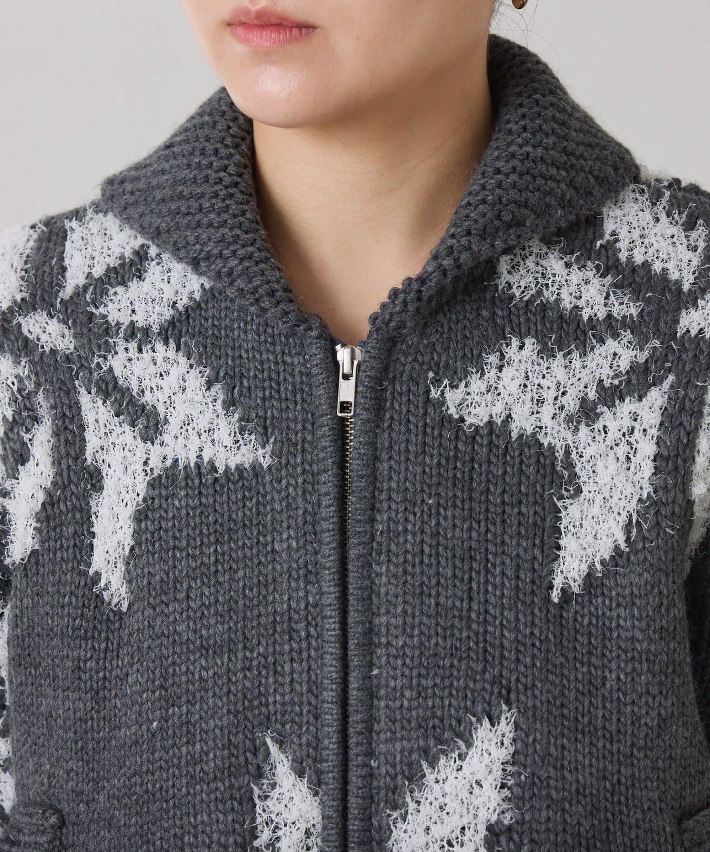 大圖案考究開衫