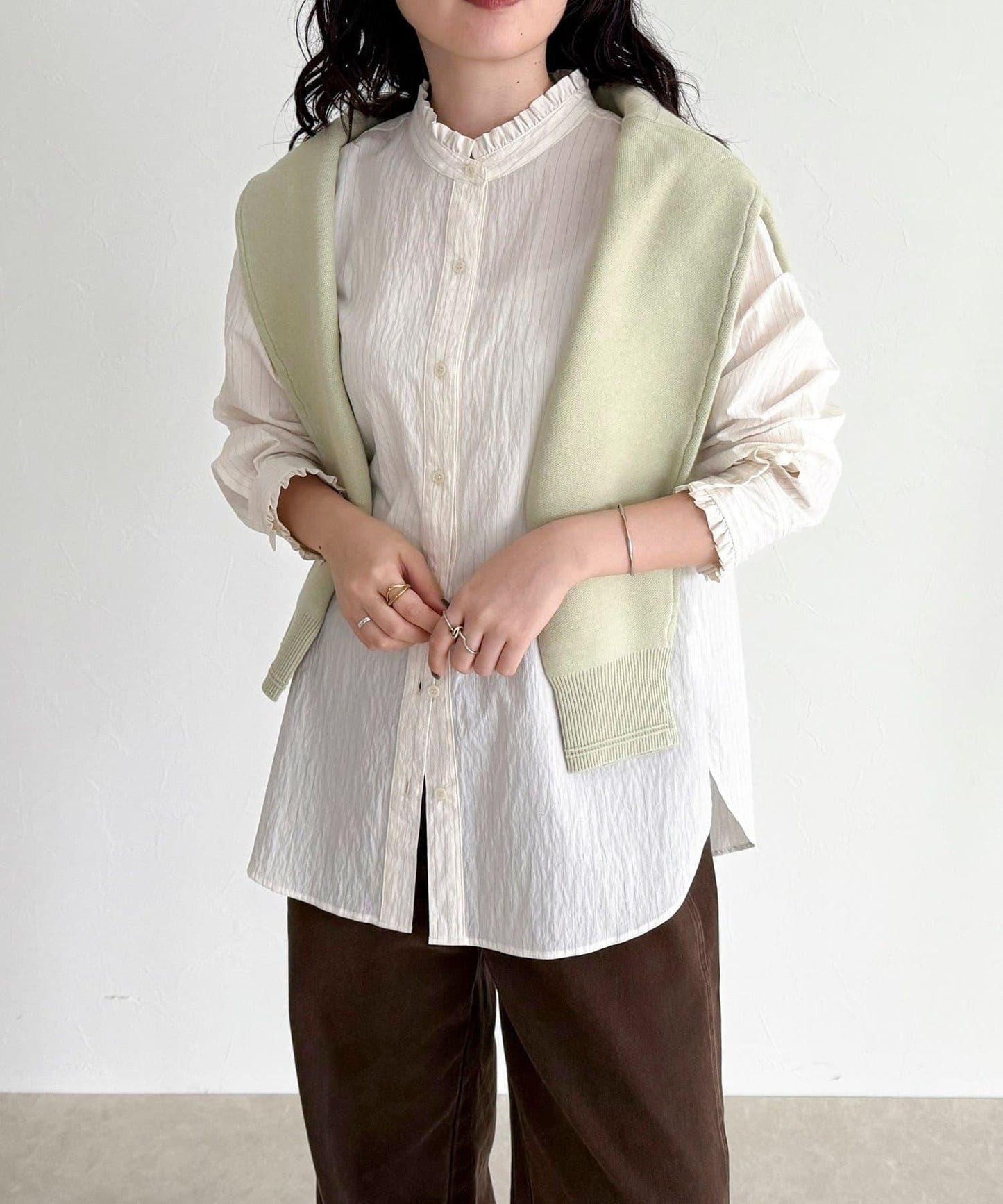 立領荷葉邊襯衫