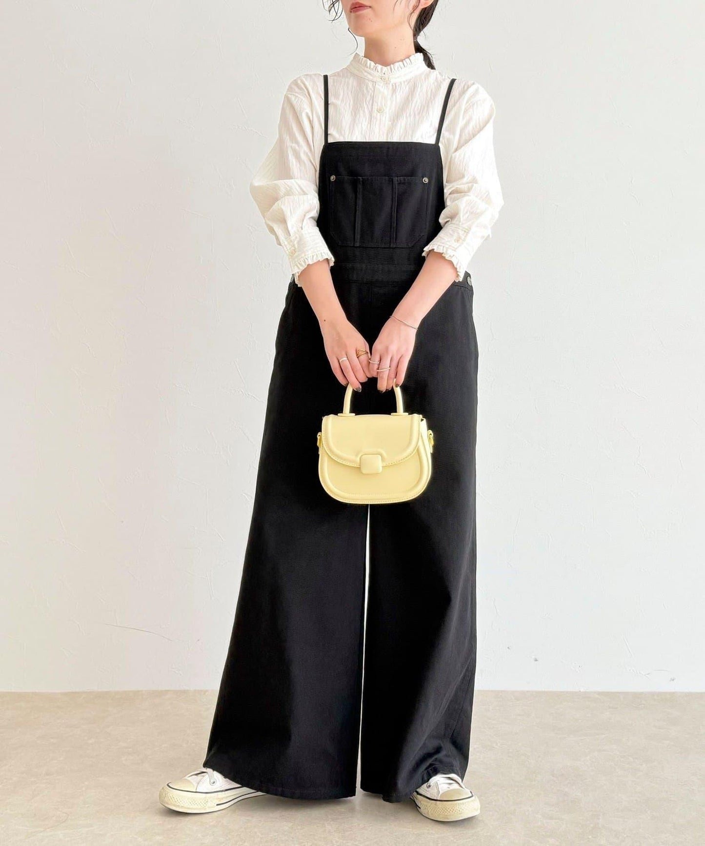 立領荷葉邊襯衫