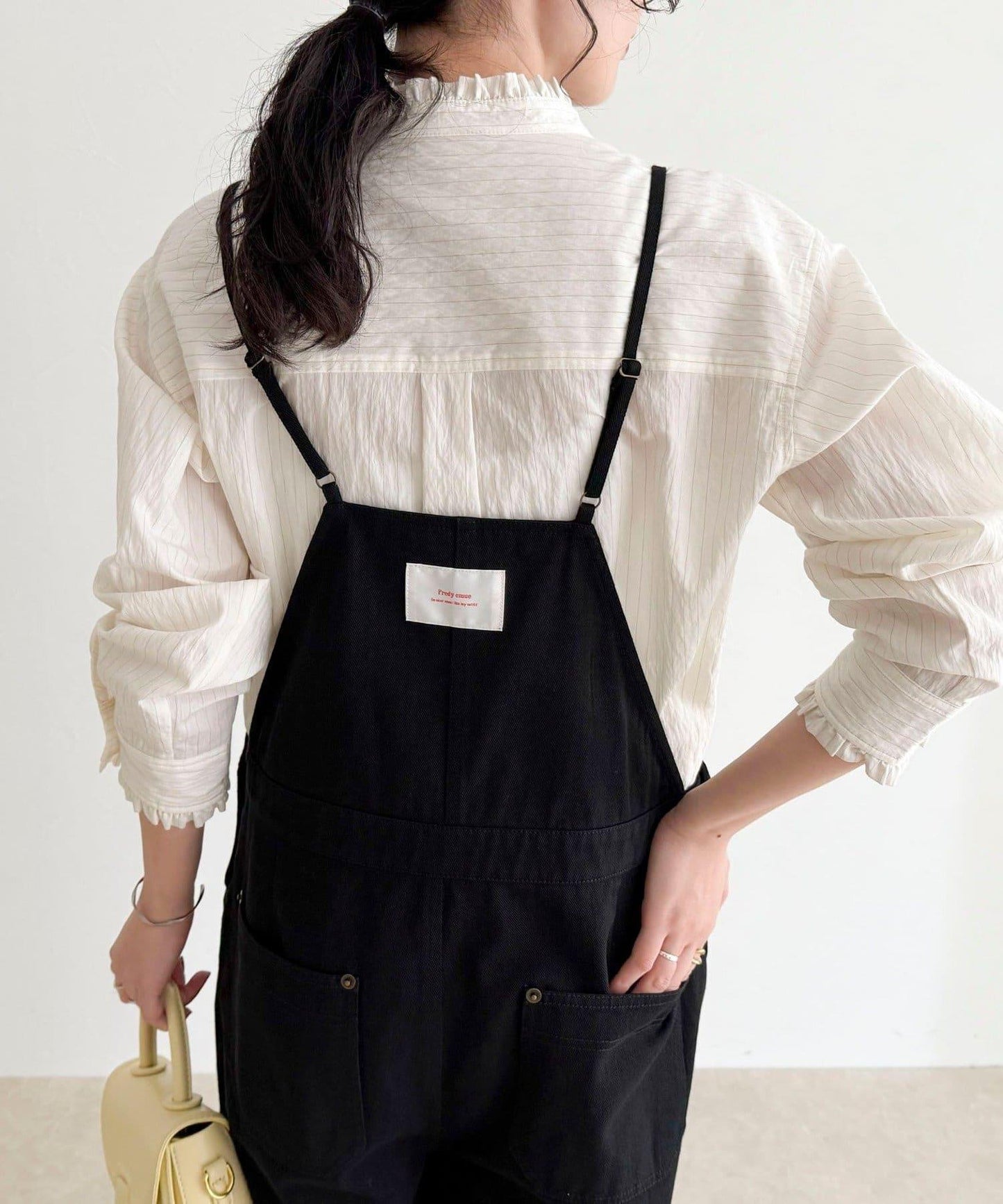 立領荷葉邊襯衫