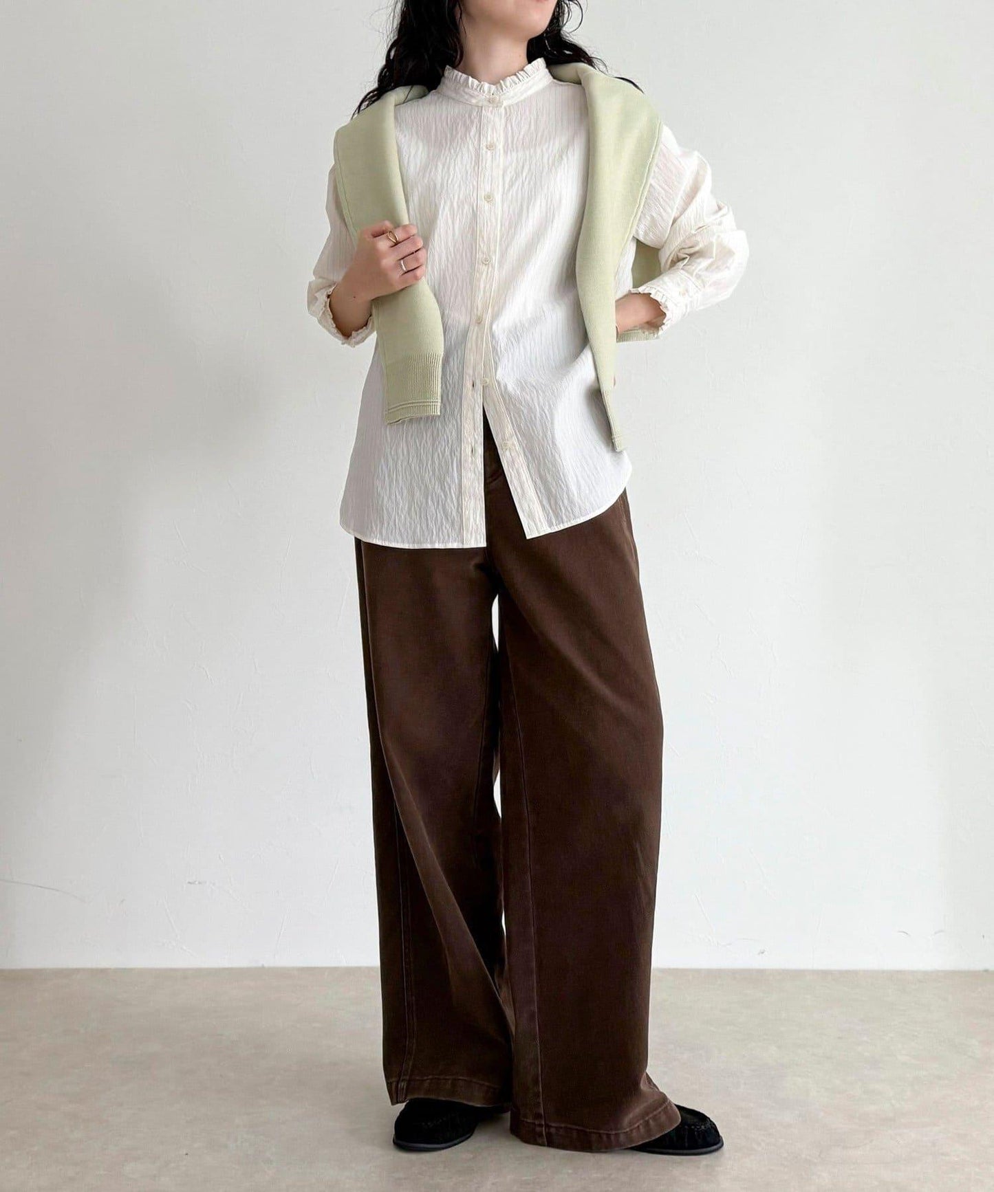 立領荷葉邊襯衫