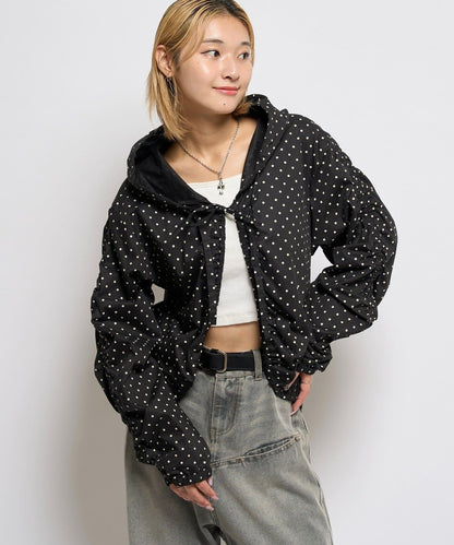 【WHO'S WHO gallery】抽褶連帽襯衫夾克