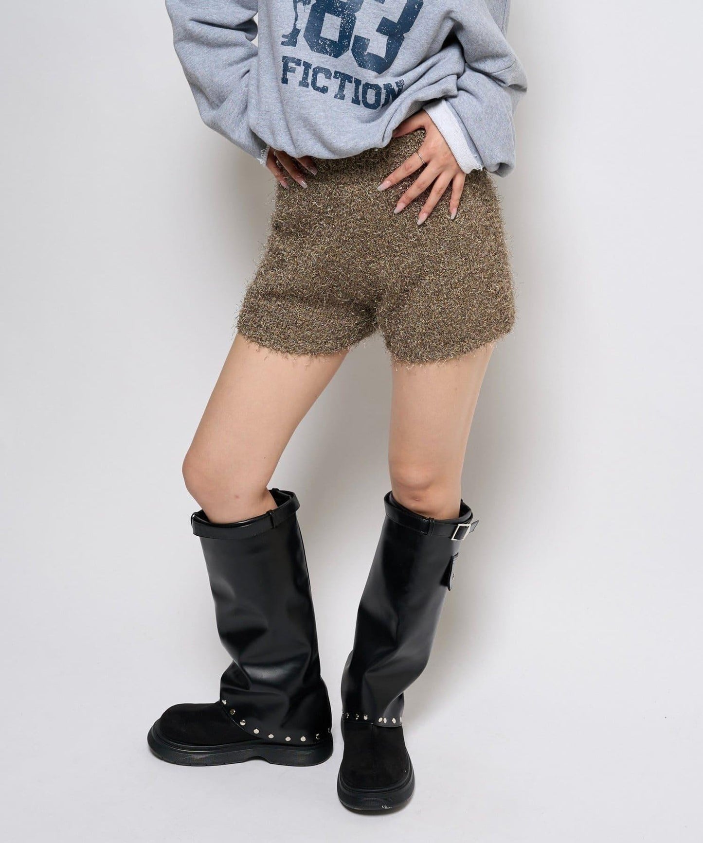 【AW】長毛針織短褲