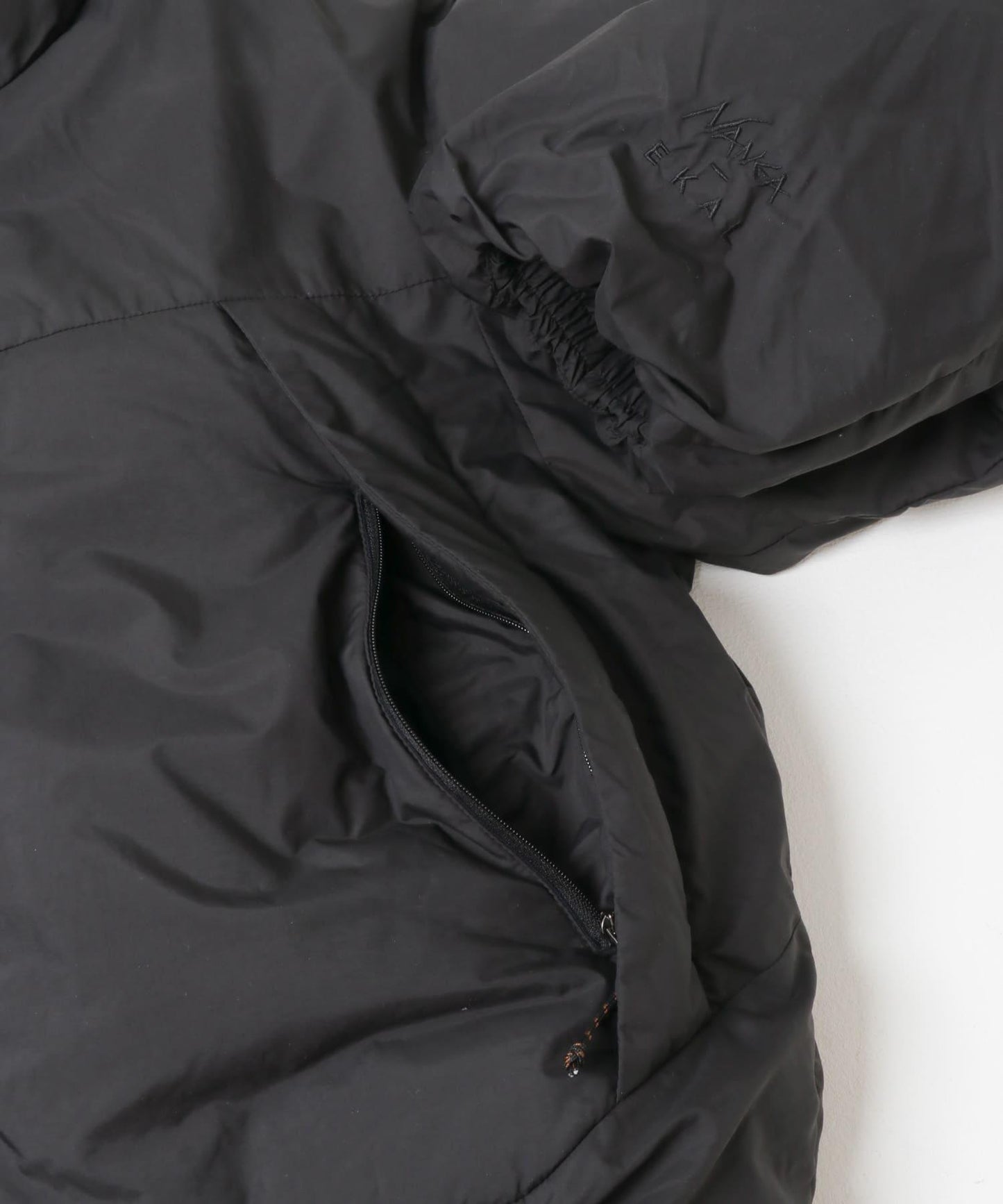 『聯名』NANGA×EKAL 立領羽絨夾克