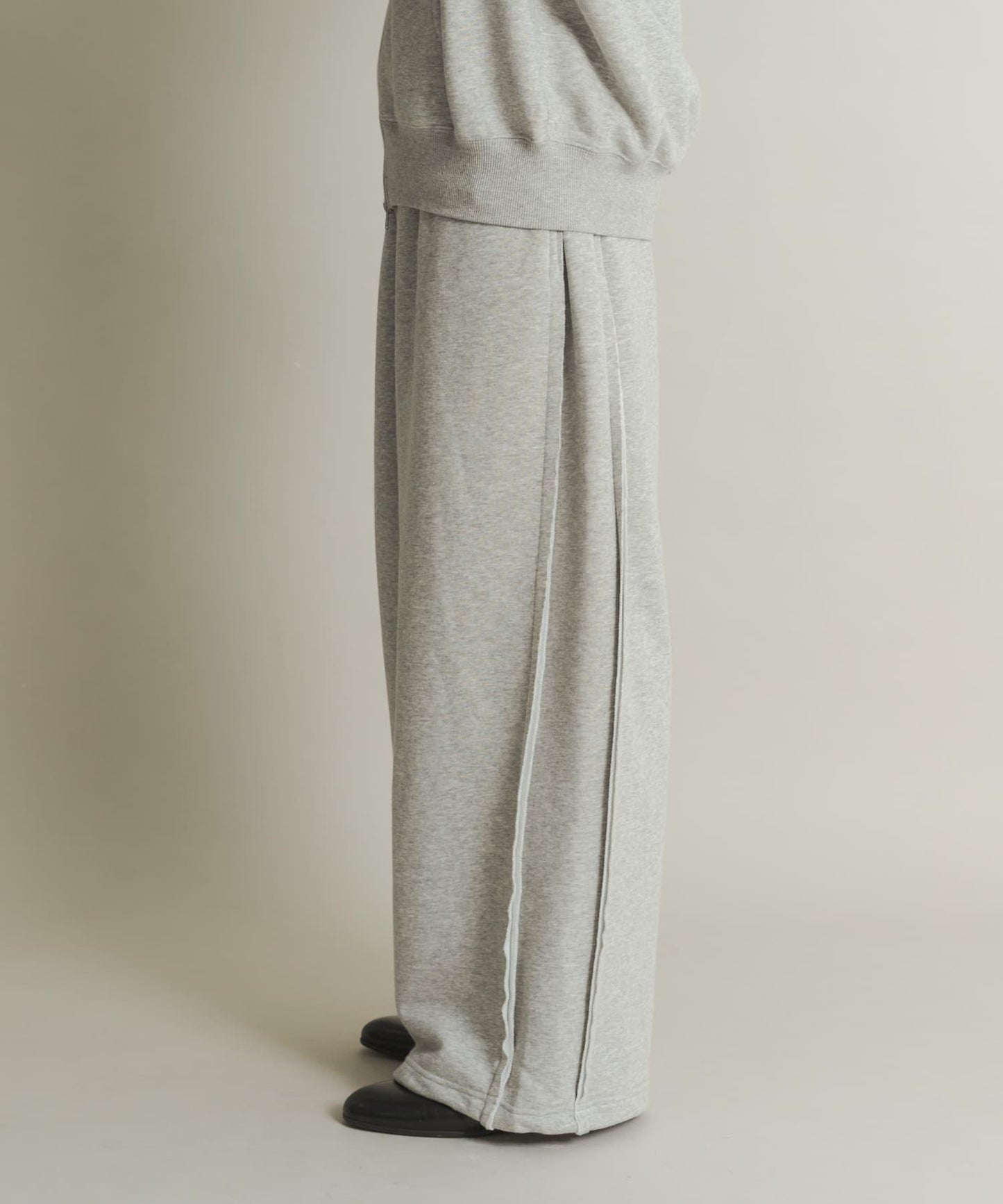 衛衣面料寬鬆褶皺長褲