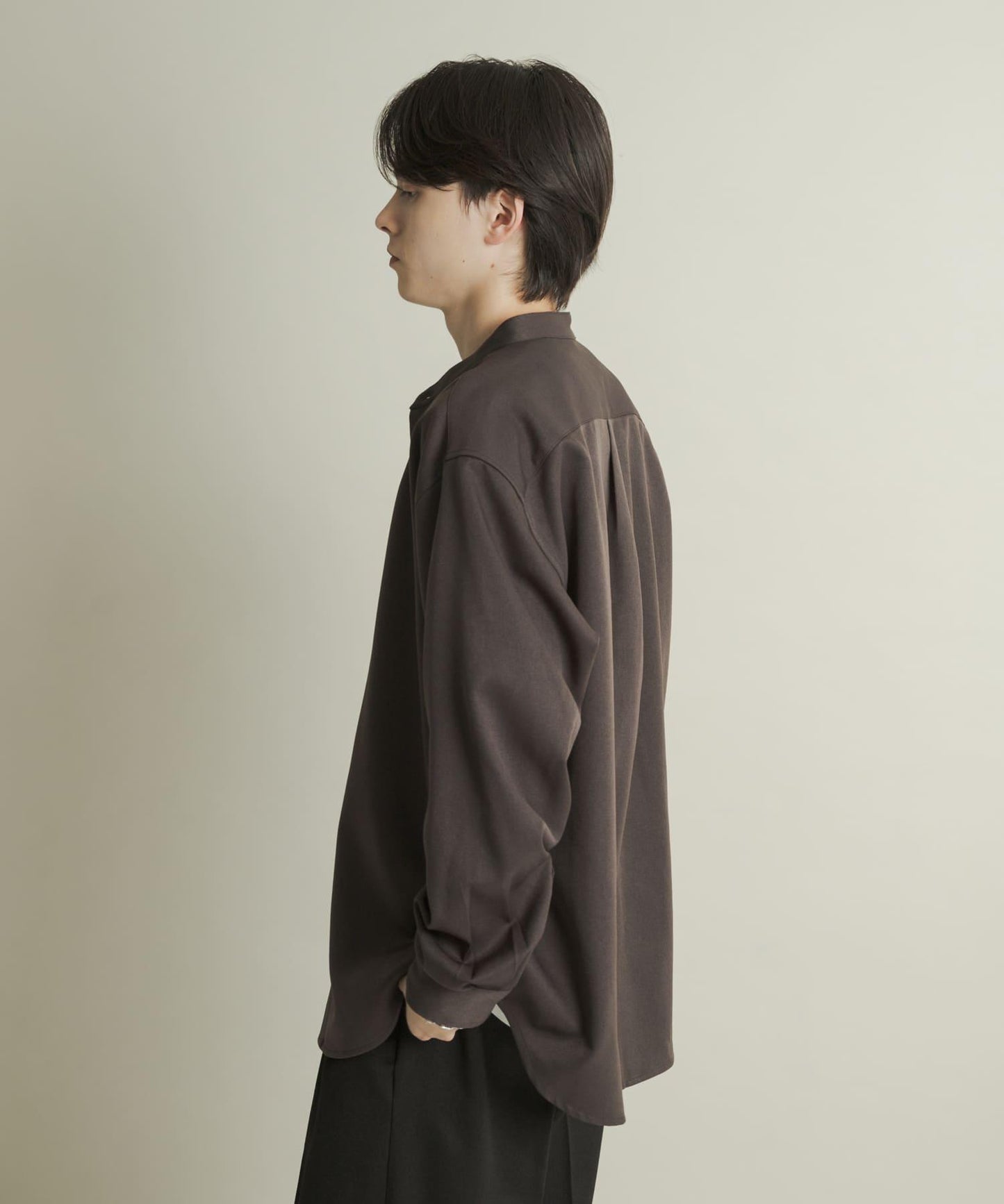 羊毛感立領寬鬆襯衫