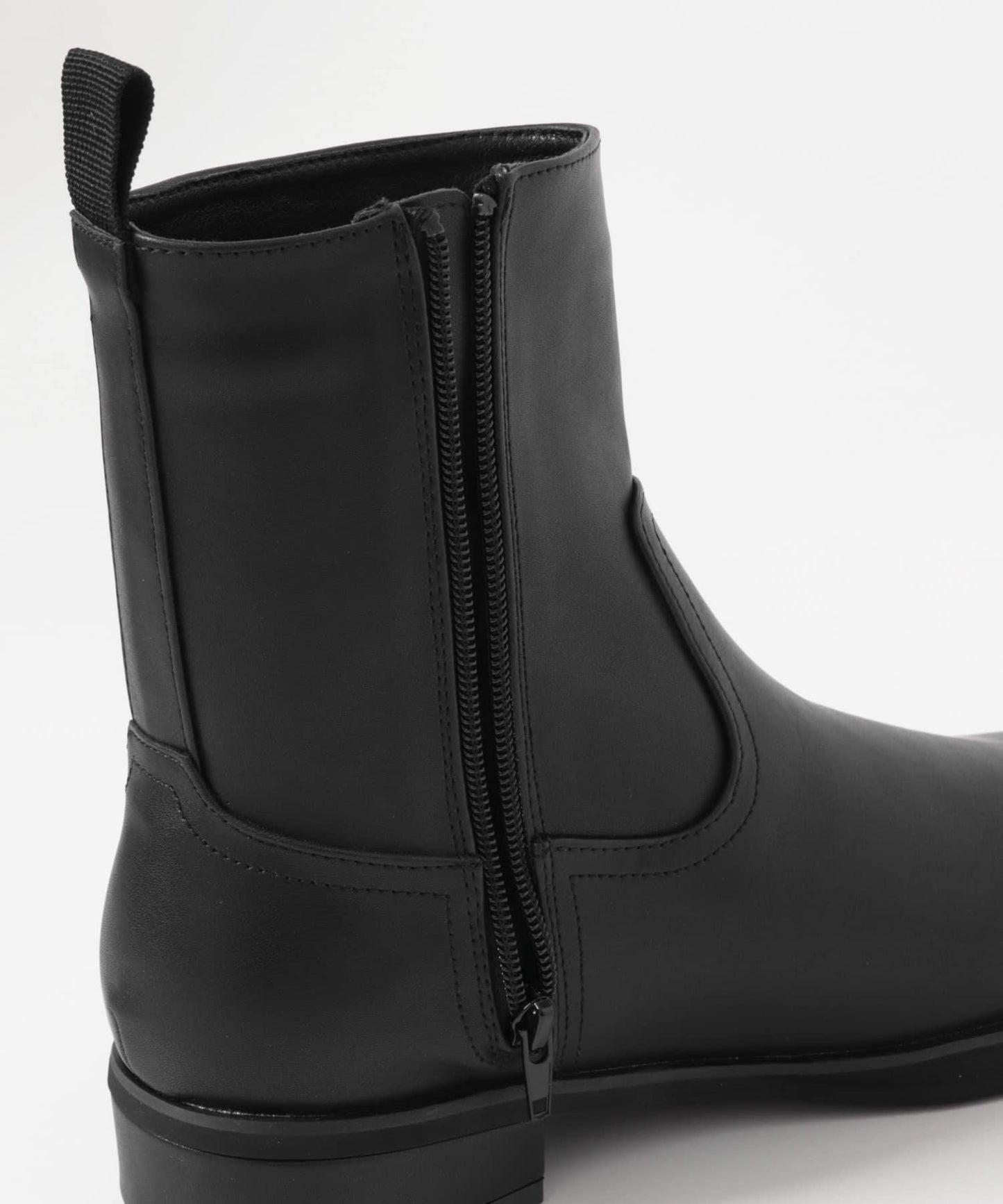 圓頭側拉鍊靴