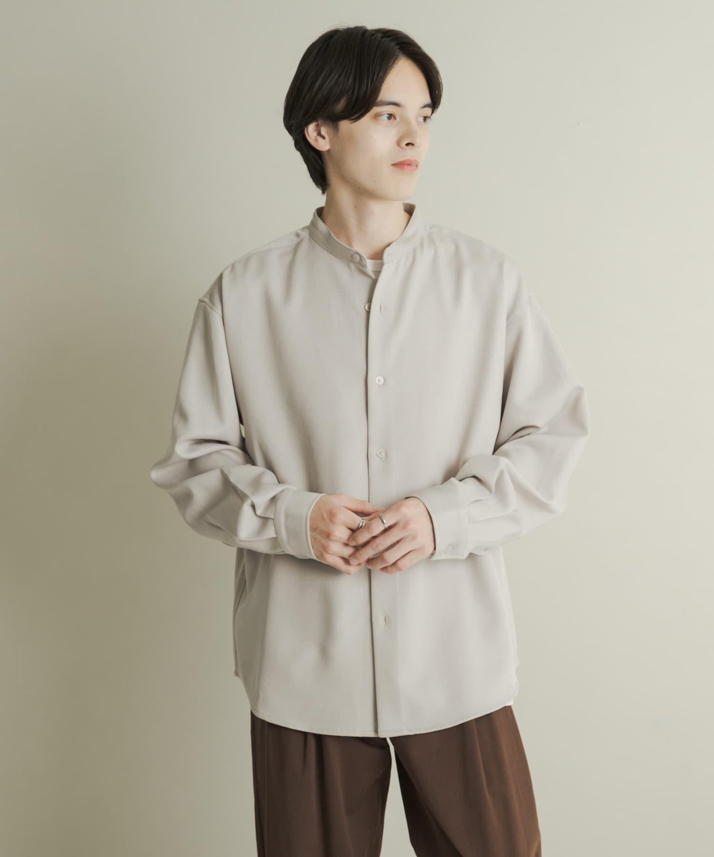 羊毛感立領寬鬆襯衫