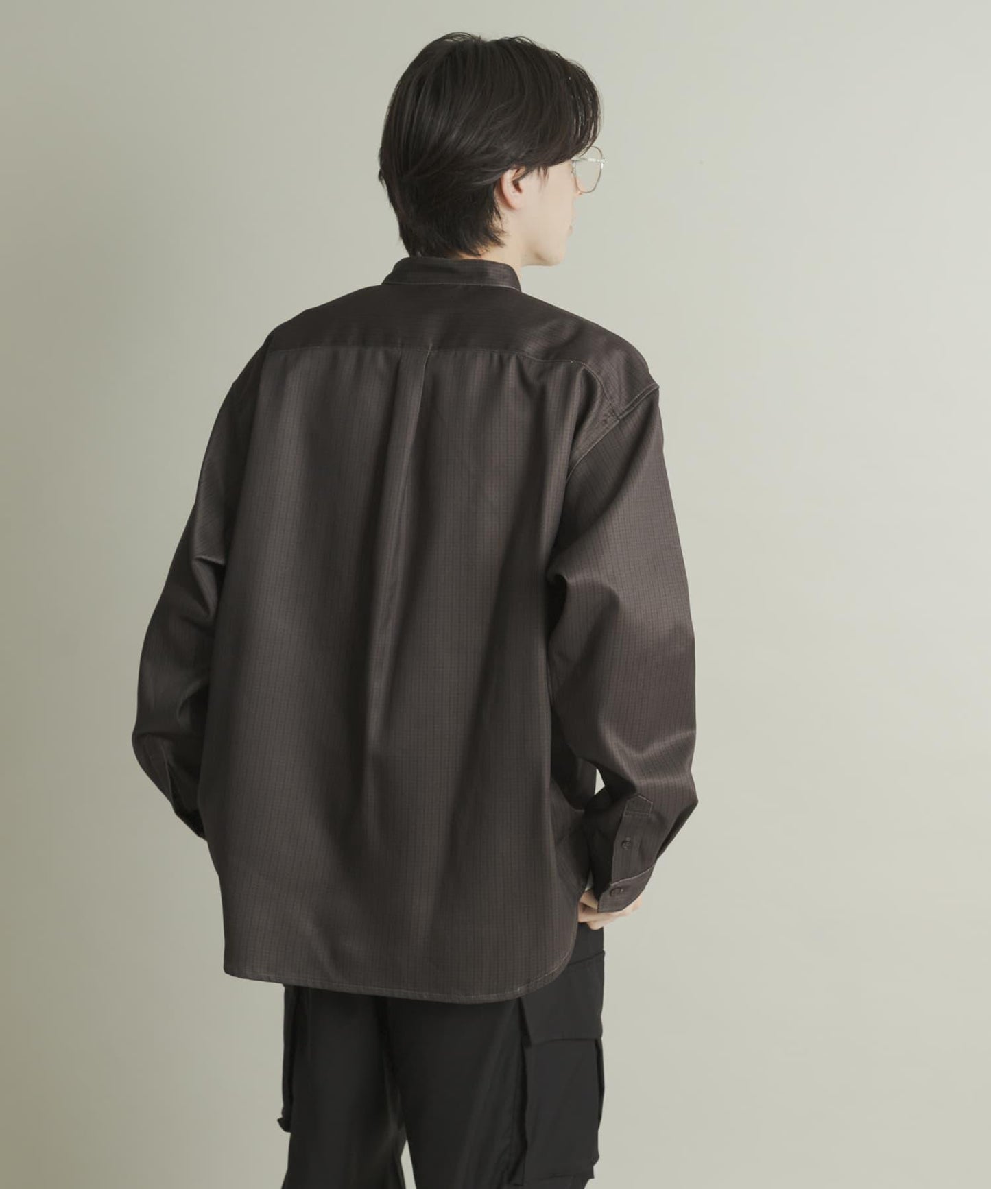 羊毛感立領寬鬆襯衫