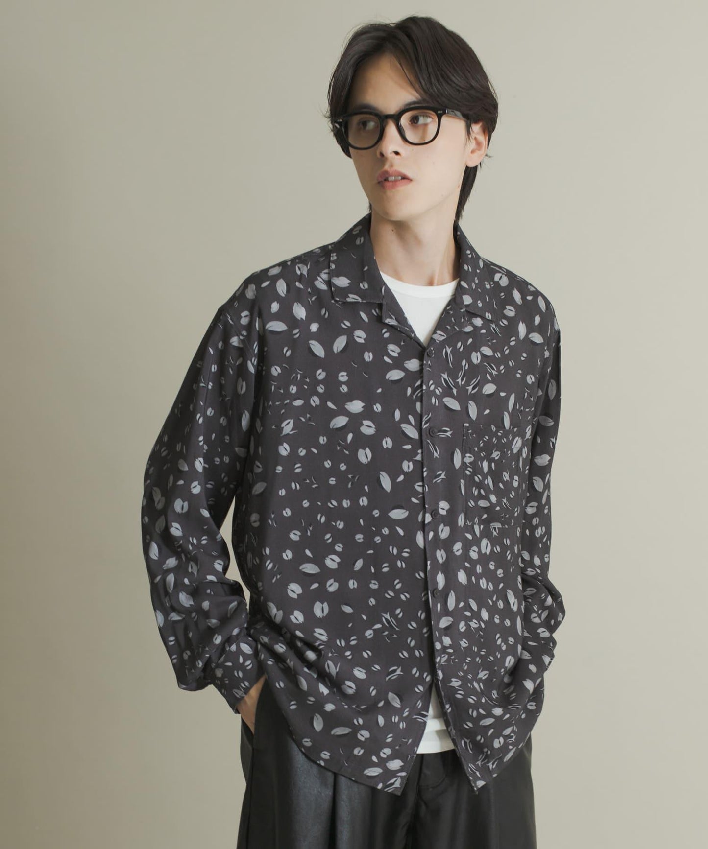 拼色開領長袖襯衫