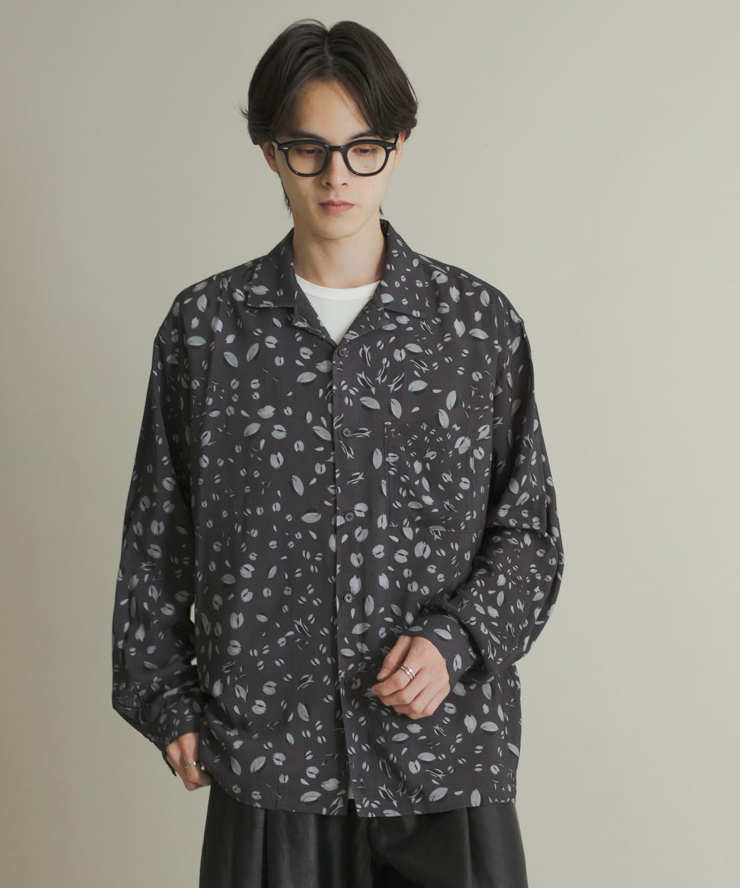 拼色開領長袖襯衫