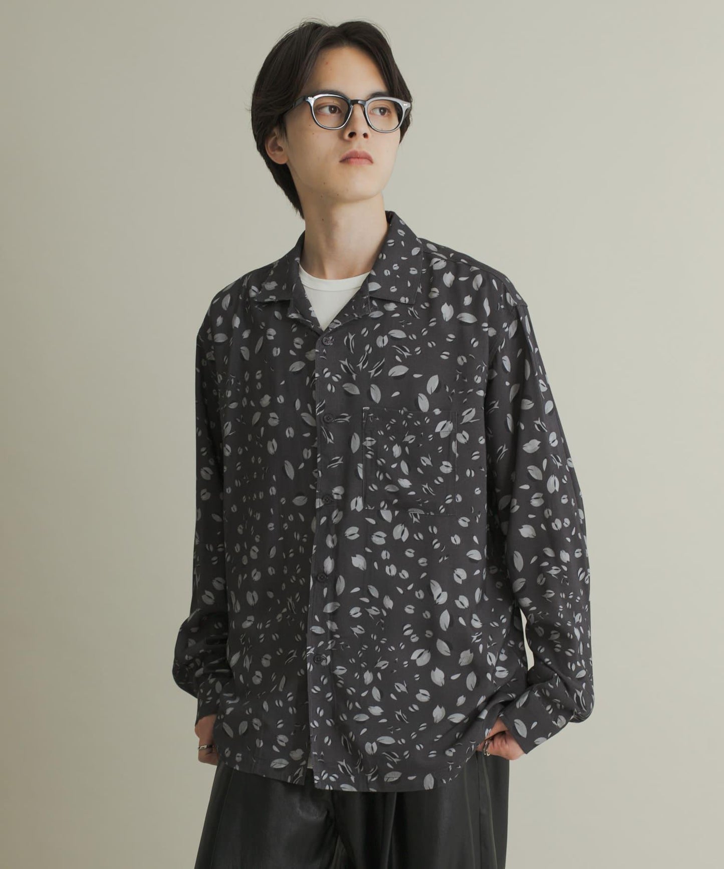 拼色開領長袖襯衫