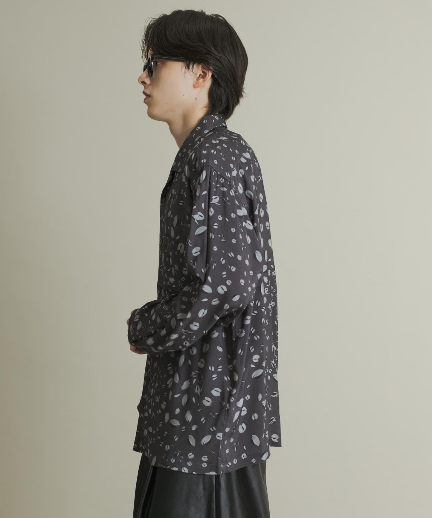 拼色開領長袖襯衫