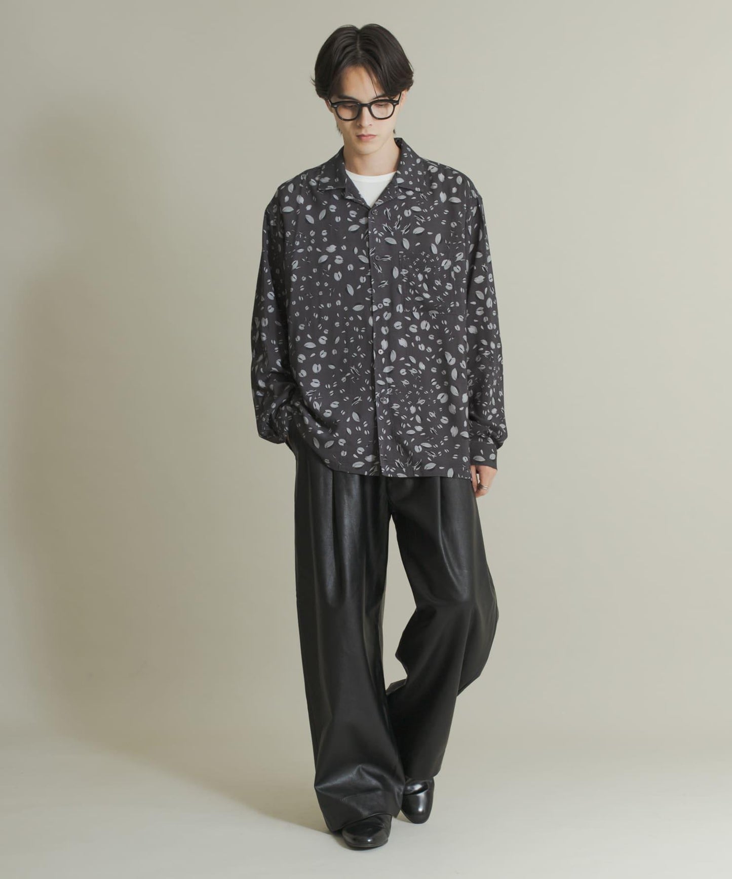 拼色開領長袖襯衫