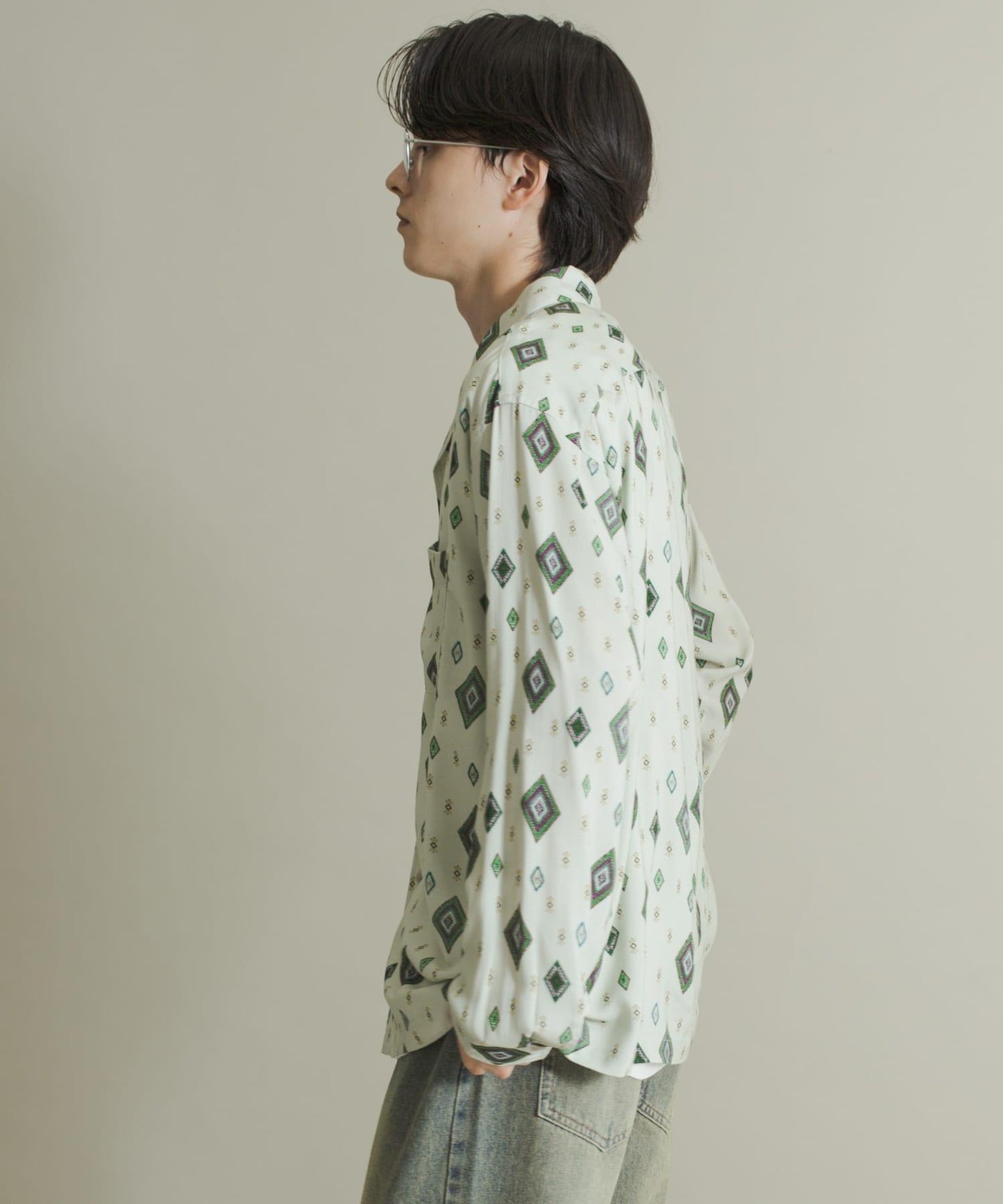 拼色開領長袖襯衫