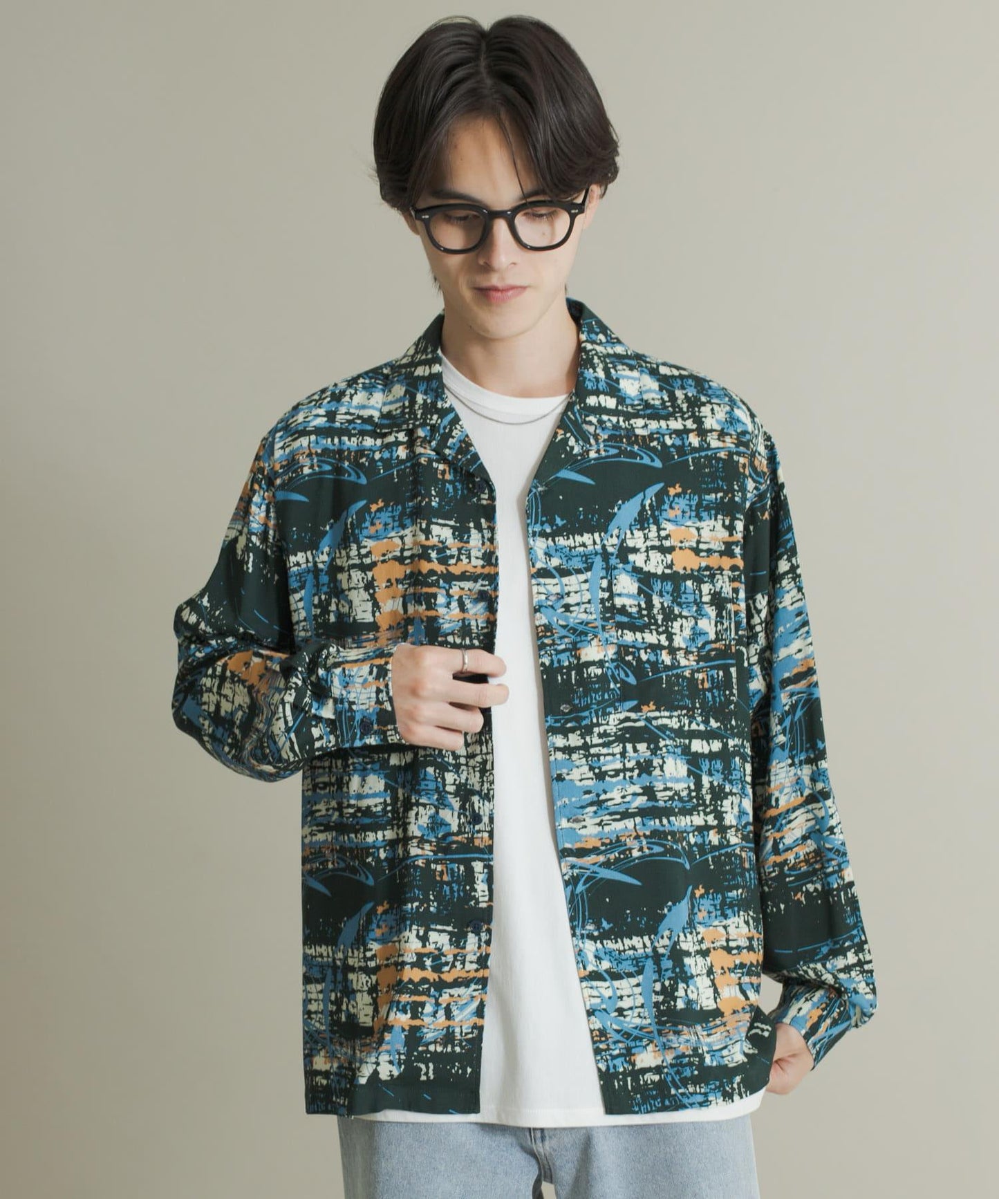 拼色開領長袖襯衫