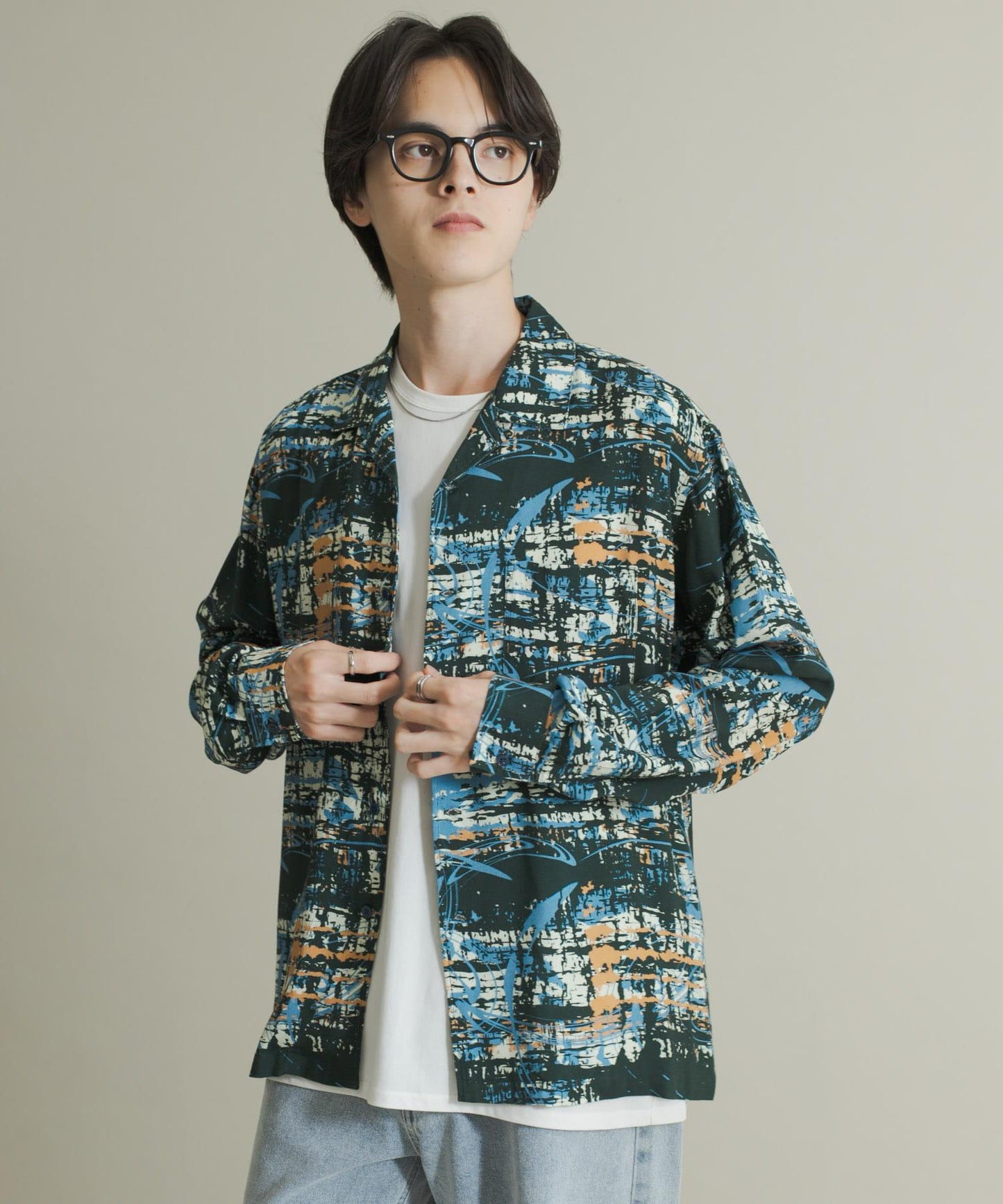 拼色開領長袖襯衫