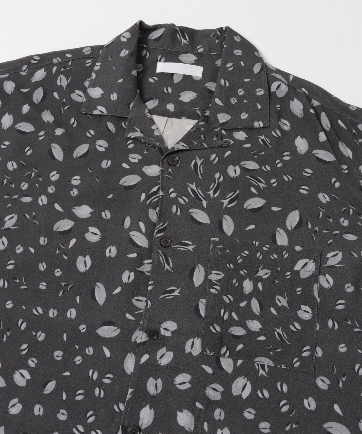 拼色開領長袖襯衫