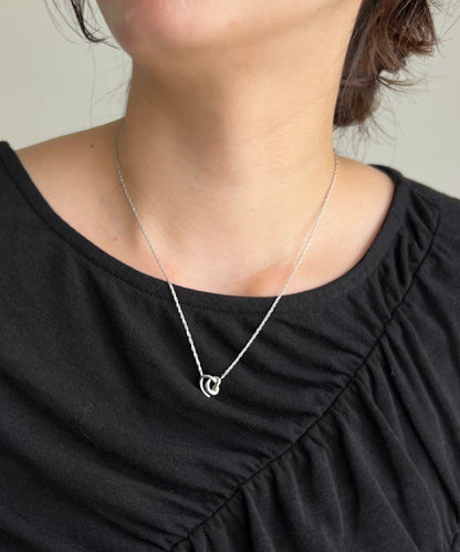 三角蝴蝶結項鍊