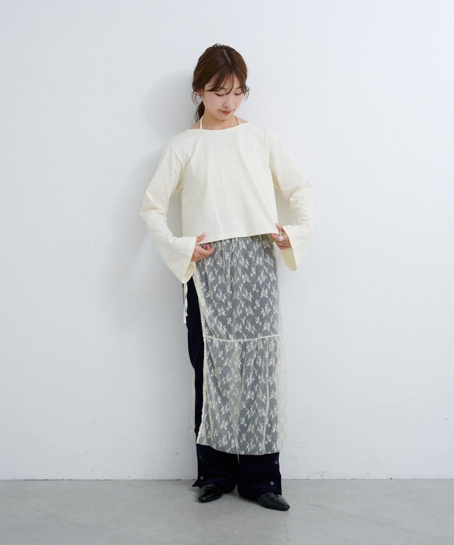 B 喇叭袖兩穿式針織上衣