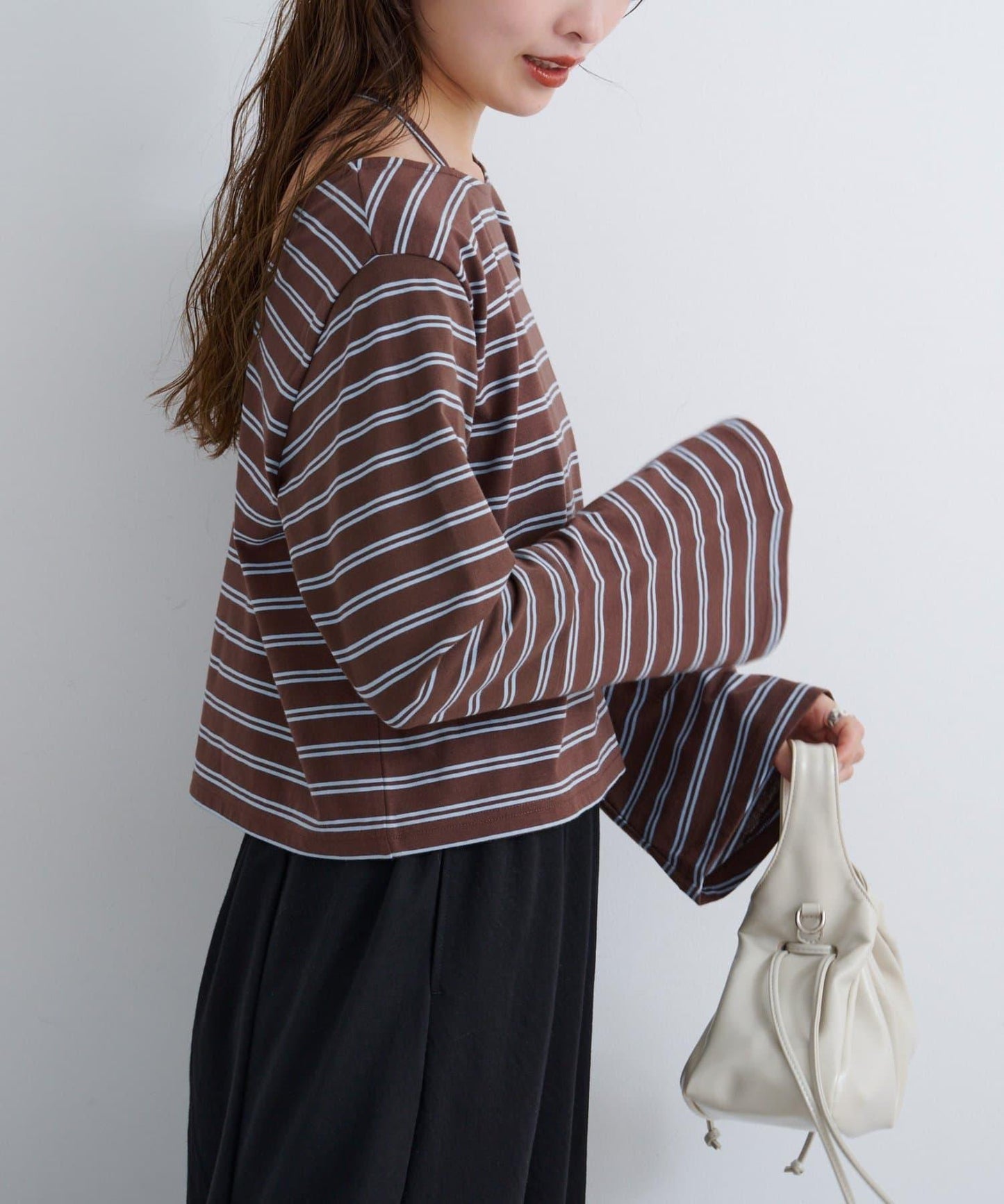 B 喇叭袖兩穿式針織上衣