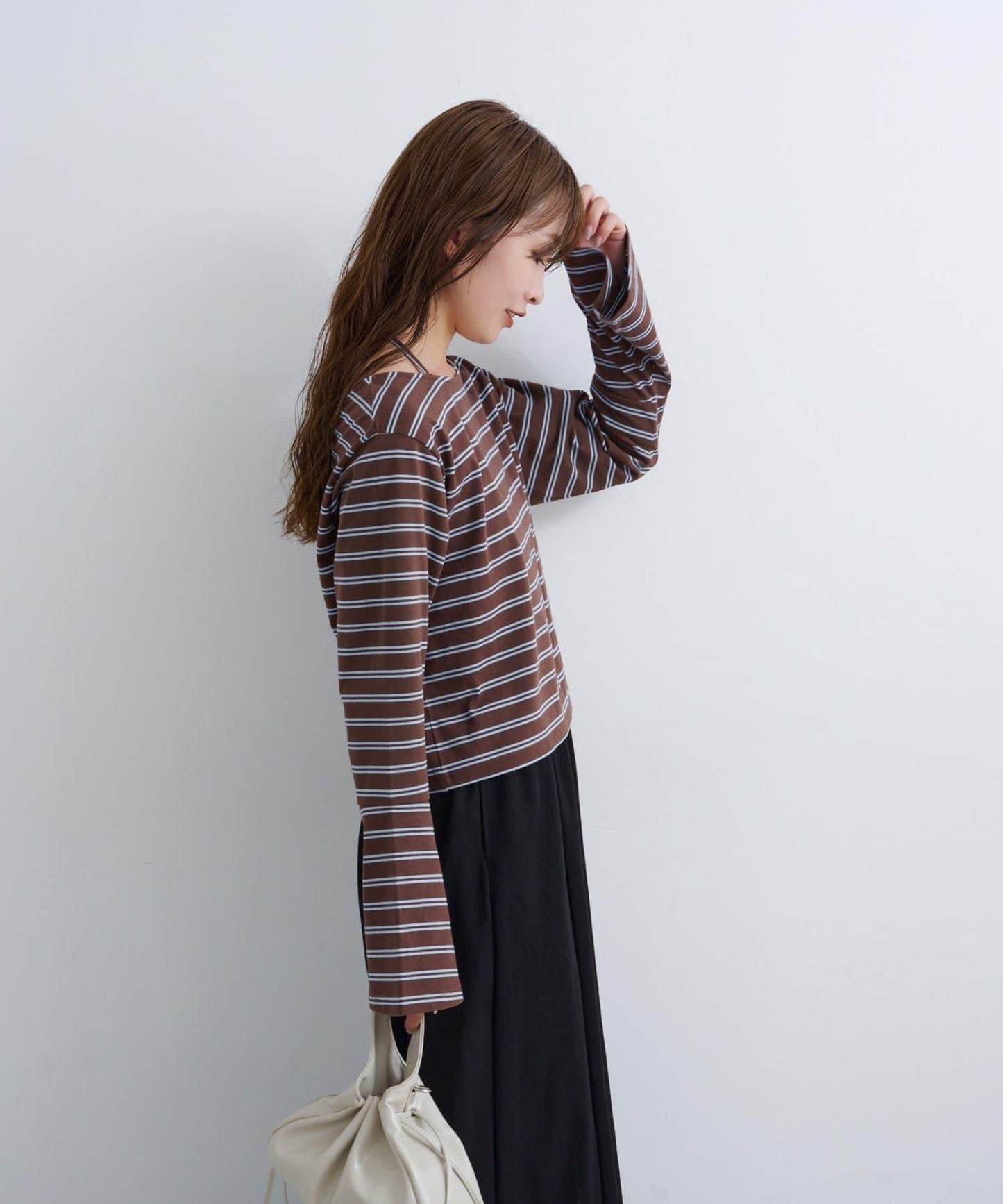 B 喇叭袖兩穿式針織上衣