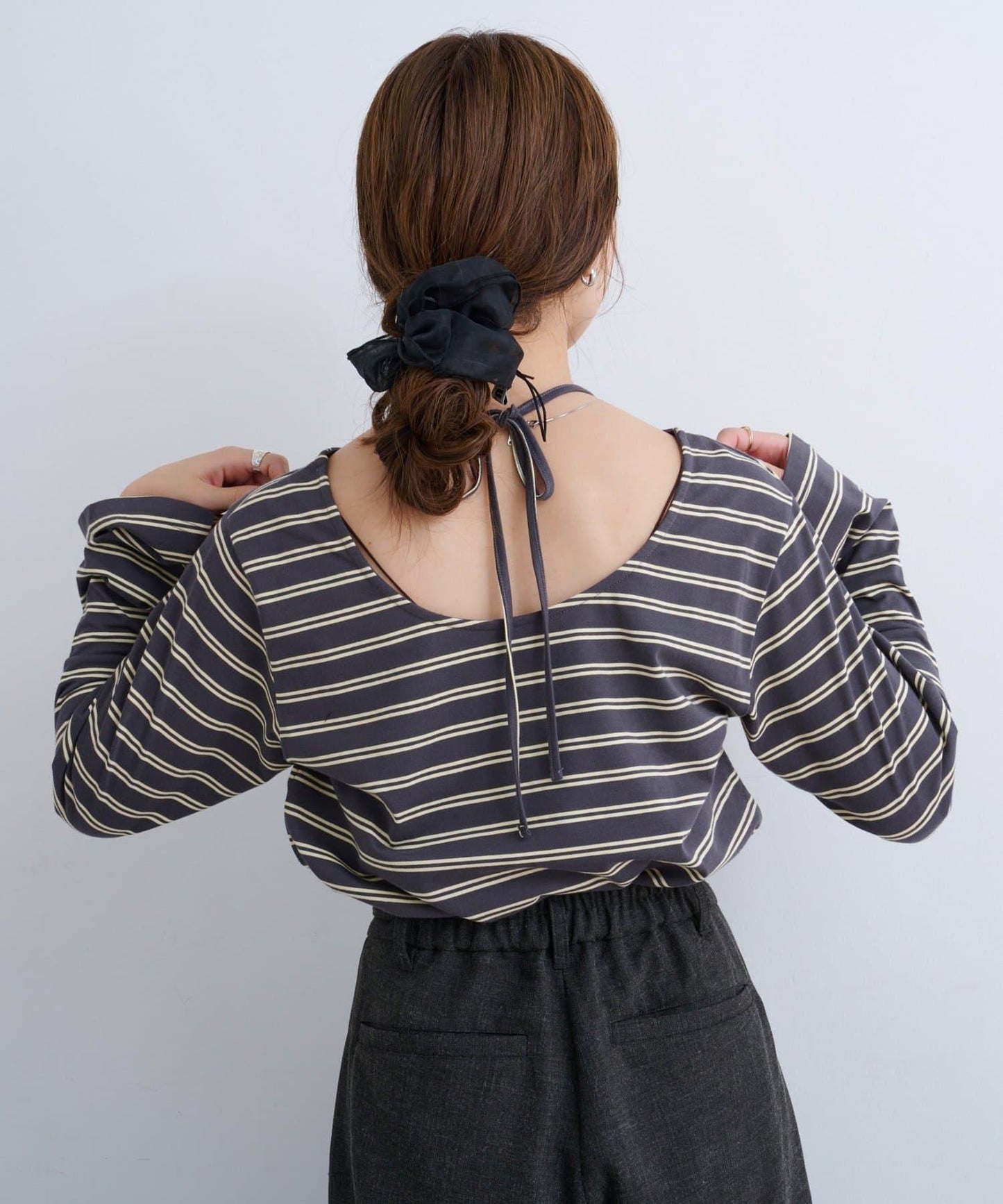 B 喇叭袖兩穿式針織上衣