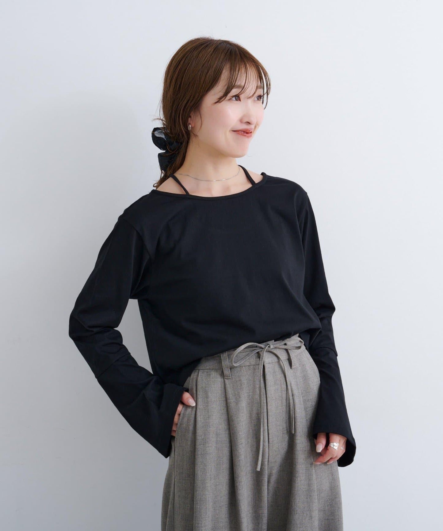 B 喇叭袖兩穿式針織上衣