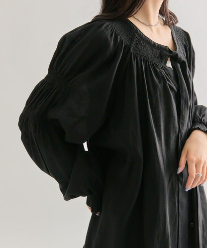 蝴蝶結領繫帶襯衫