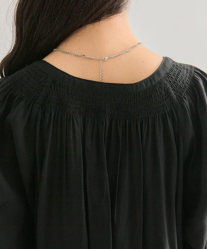 蝴蝶結領繫帶襯衫