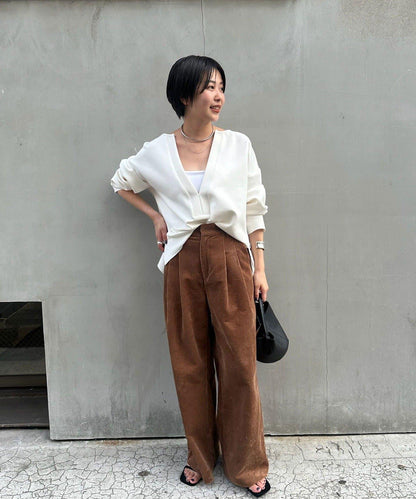 《インフルエンサー@tsuru00コラボ》V領寬鬆套頭衫