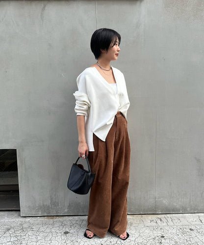 《インフルエンサー@tsuru00コラボ》V領寬鬆套頭衫