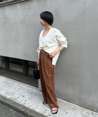 《インフルエンサー@tsuru00コラボ》V領寬鬆套頭衫