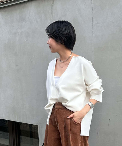 《インフルエンサー@tsuru00コラボ》V領寬鬆套頭衫