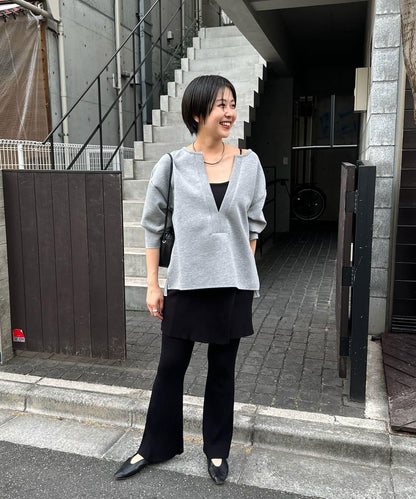 《インフルエンサー@tsuru00コラボ》V領寬鬆套頭衫