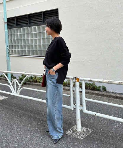 《インフルエンサー@tsuru00コラボ》V領寬鬆套頭衫