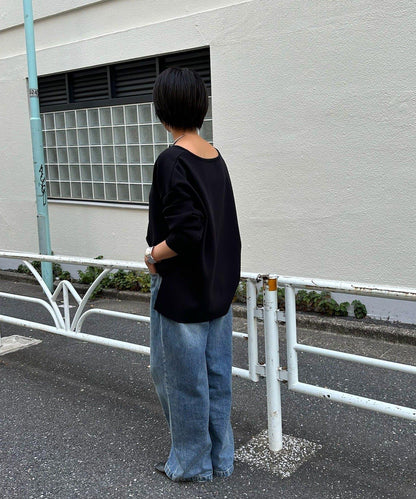 《インフルエンサー@tsuru00コラボ》V領寬鬆套頭衫