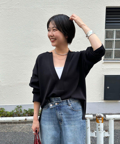 《インフルエンサー@tsuru00コラボ》V領寬鬆套頭衫