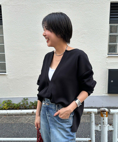 《インフルエンサー@tsuru00コラボ》V領寬鬆套頭衫