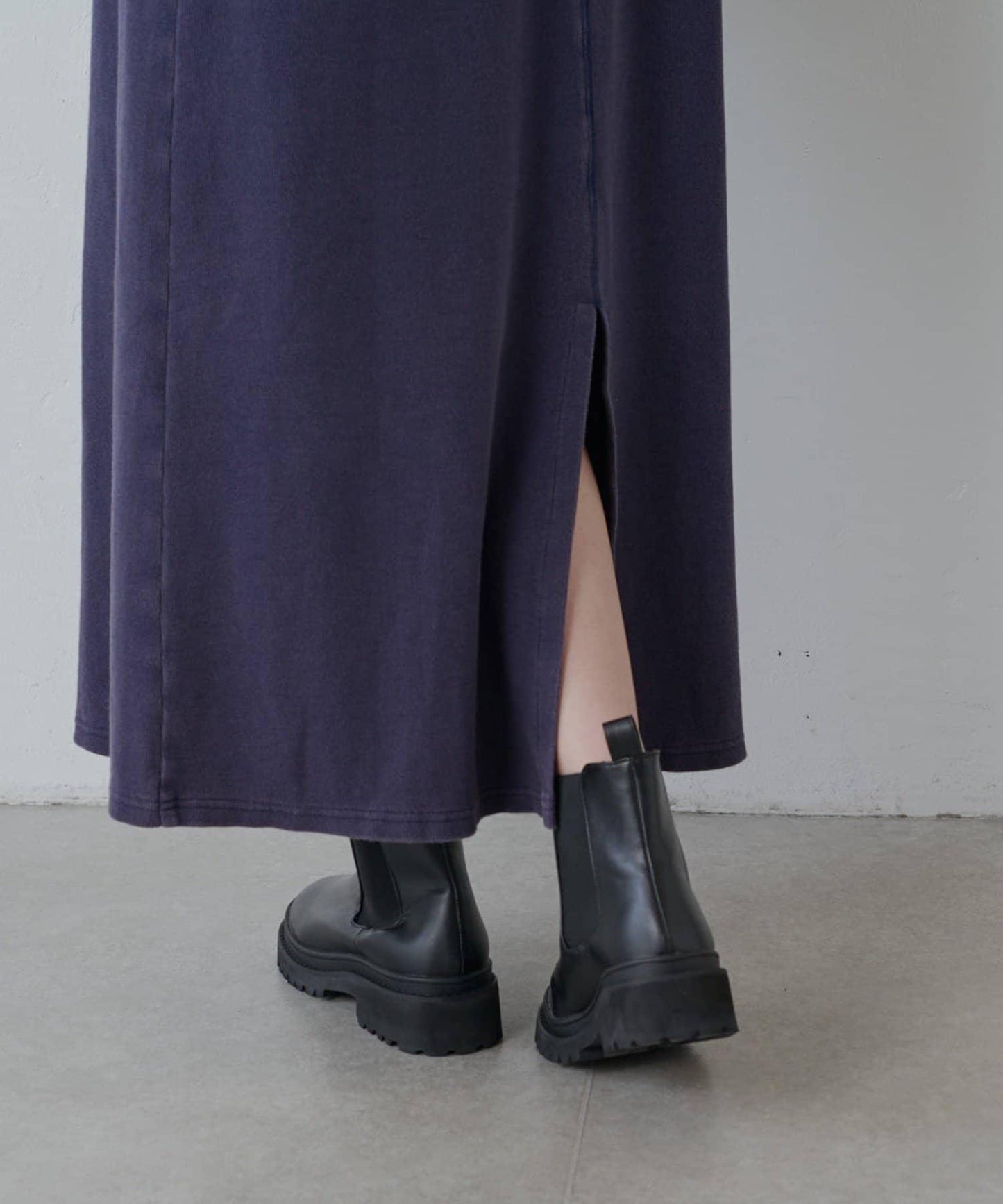 復古工藝後開叉羅紋連衣裙