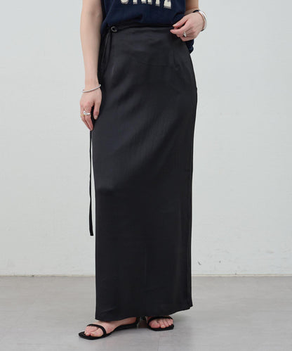 SHENERY 緞面修身半身裙