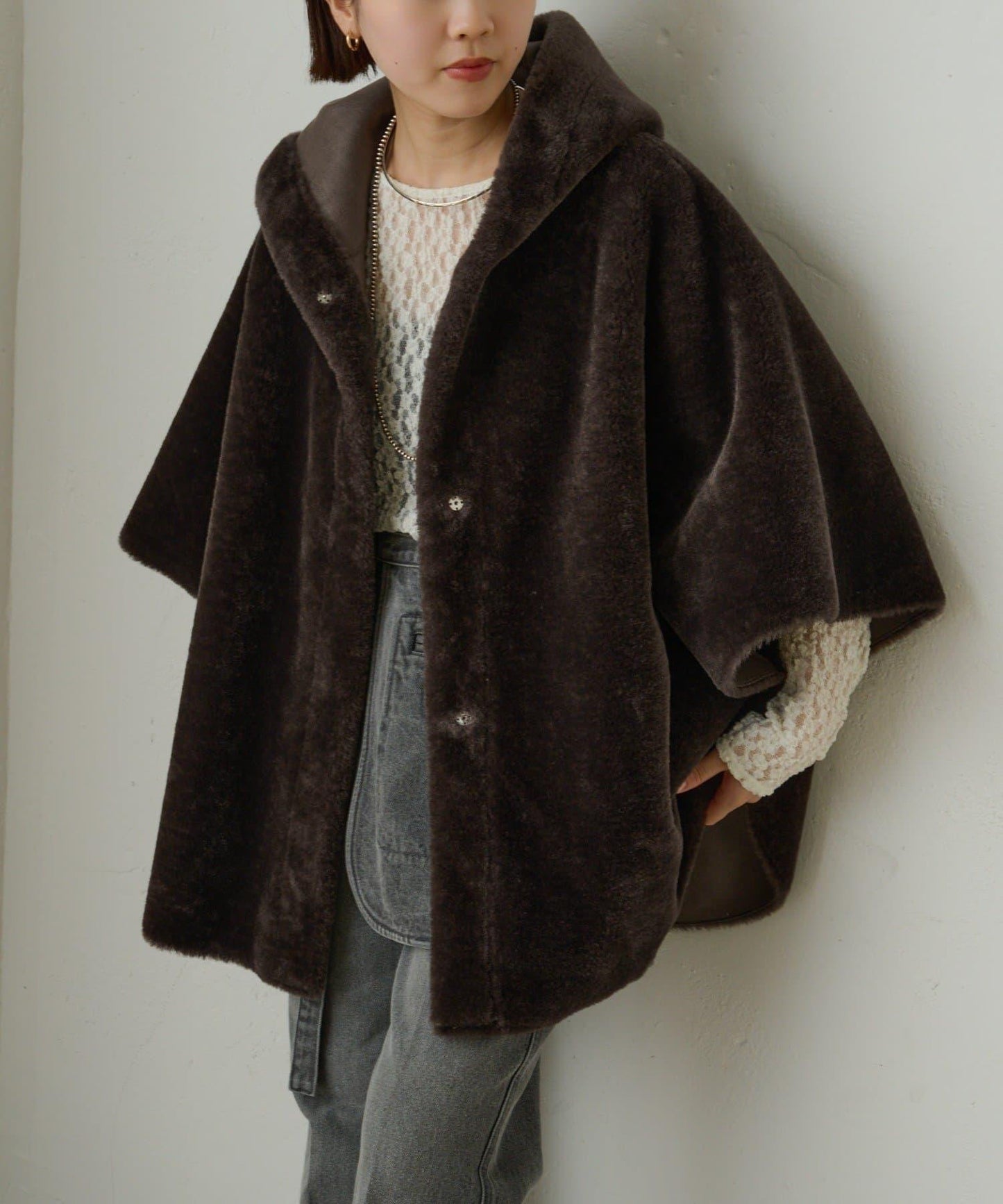 【Omekashi】短款仿毛絨斗篷