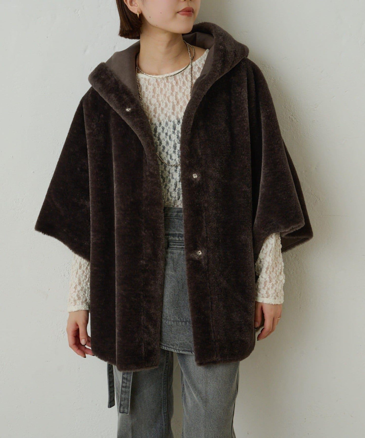 【Omekashi】短款仿毛絨斗篷