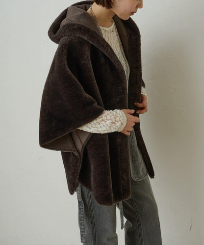 【Omekashi】短款仿毛絨斗篷